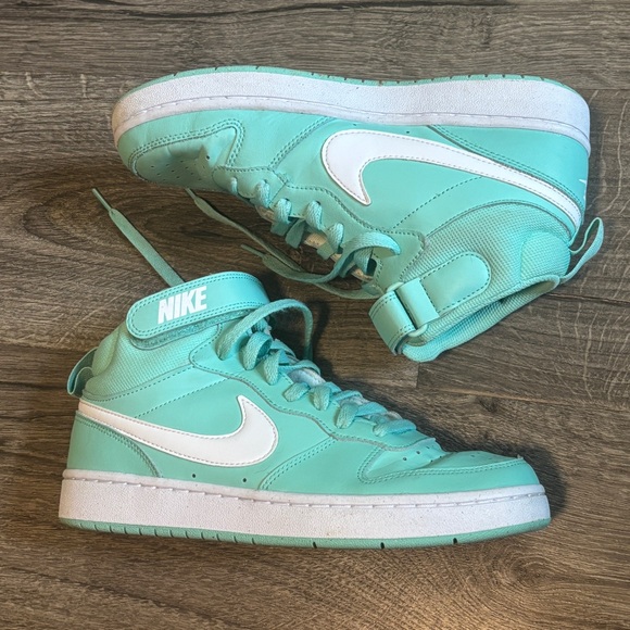 Nike Other - Nike Teal and White Sneakers Hi-Top